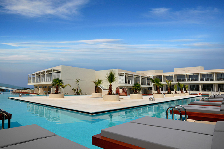 INSULA ALBA Resort Greece